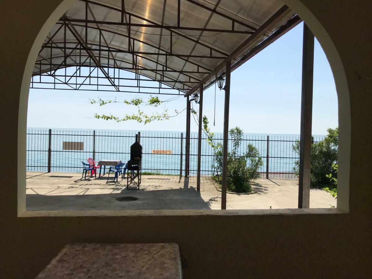 Hotel DavEl Gagra Exterior foto