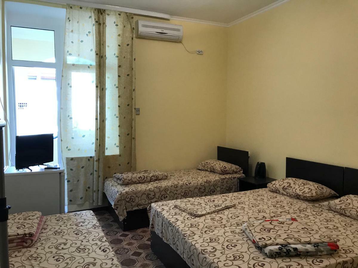 Hotel DavEl Gagra Exterior foto